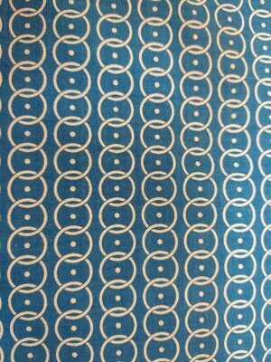 Fat Quarter Top Fabric: Our World Circle Blue